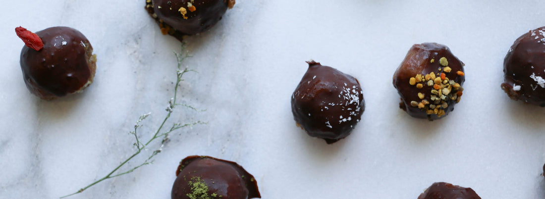 Healthy + Easy Dark Chocolate Superfood Truffle Bites-Philosophie