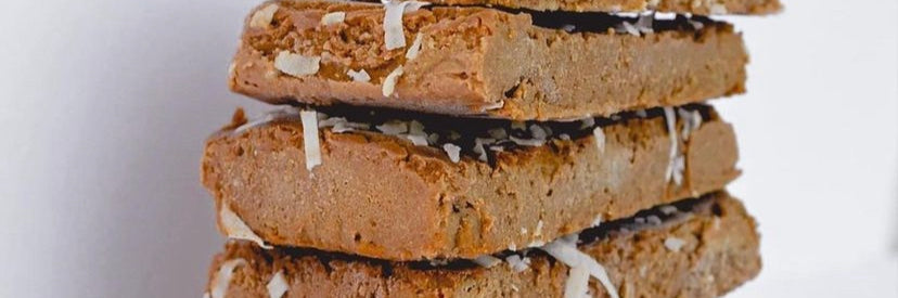 Chocolate & Peanut Butter Superfood Freezer Fudge-Philosophie