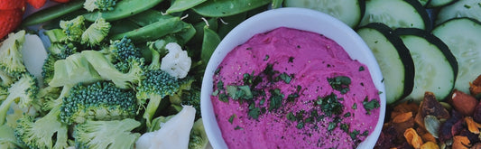 Paleo-Friendly Berry Bliss Beet Hummus-Philosophie